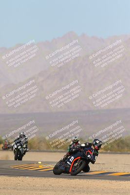 media/Dec-09-2023-SoCal Trackdays (Sat) [[76a8ac2686]]/Turn 4 Set 1 (1120am)/